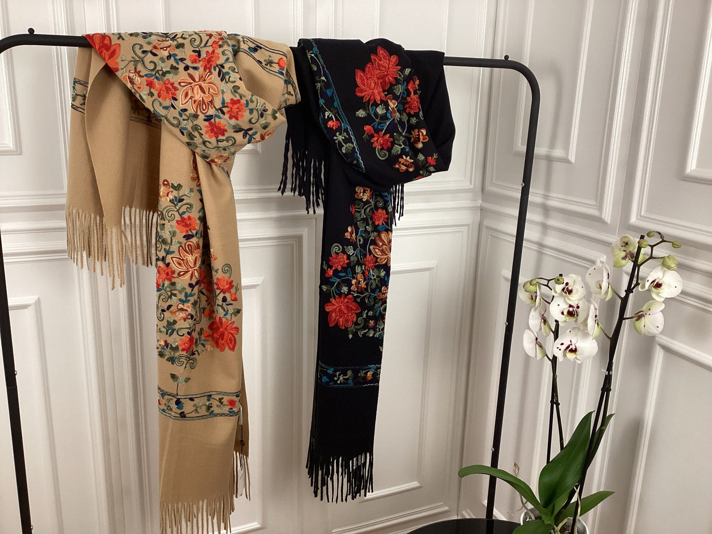Schal Love Flowers Handgefertigt ein absolutes Traum