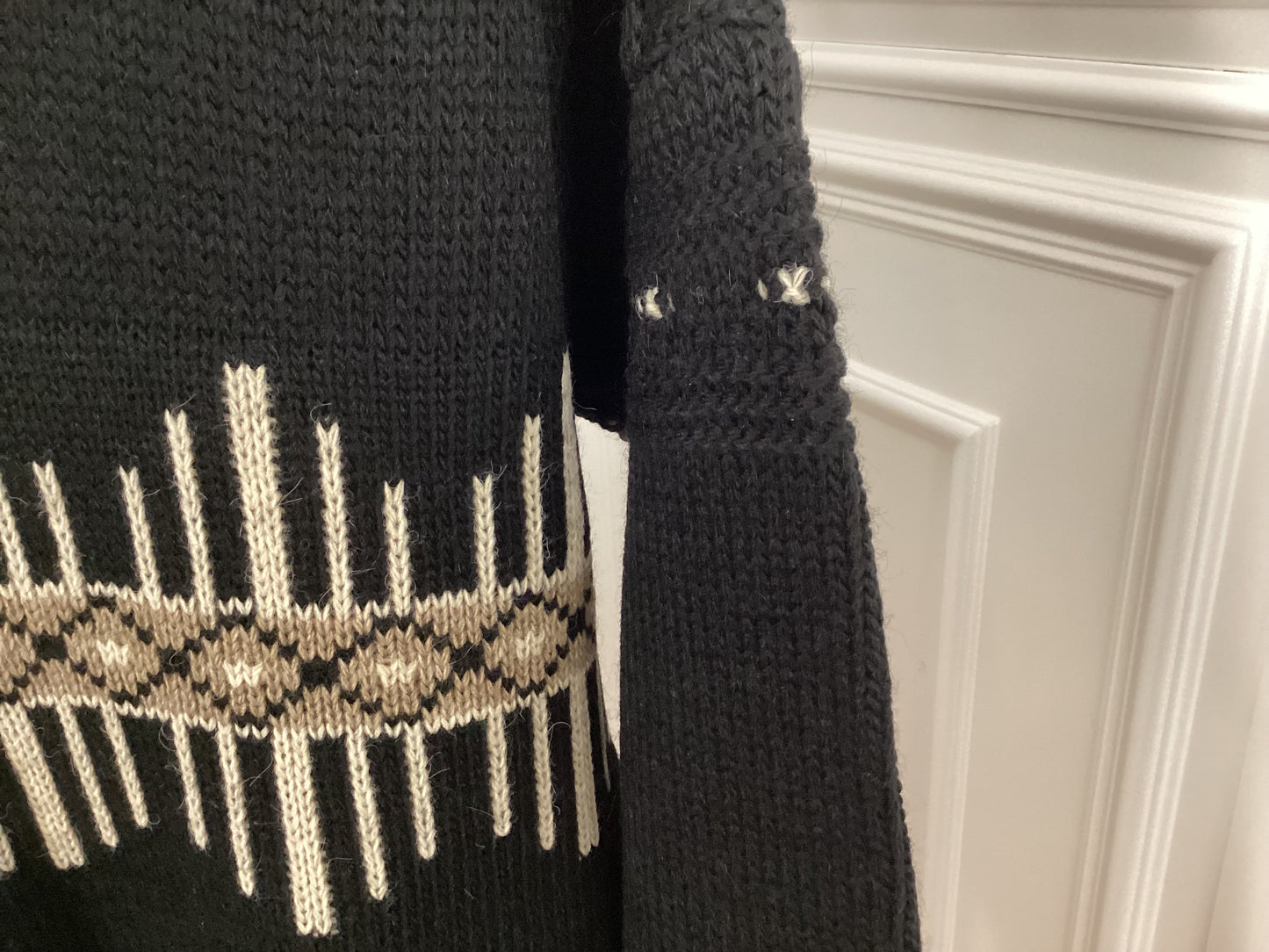 Damen Pullover Muster schwarz warm wunderschön Sale