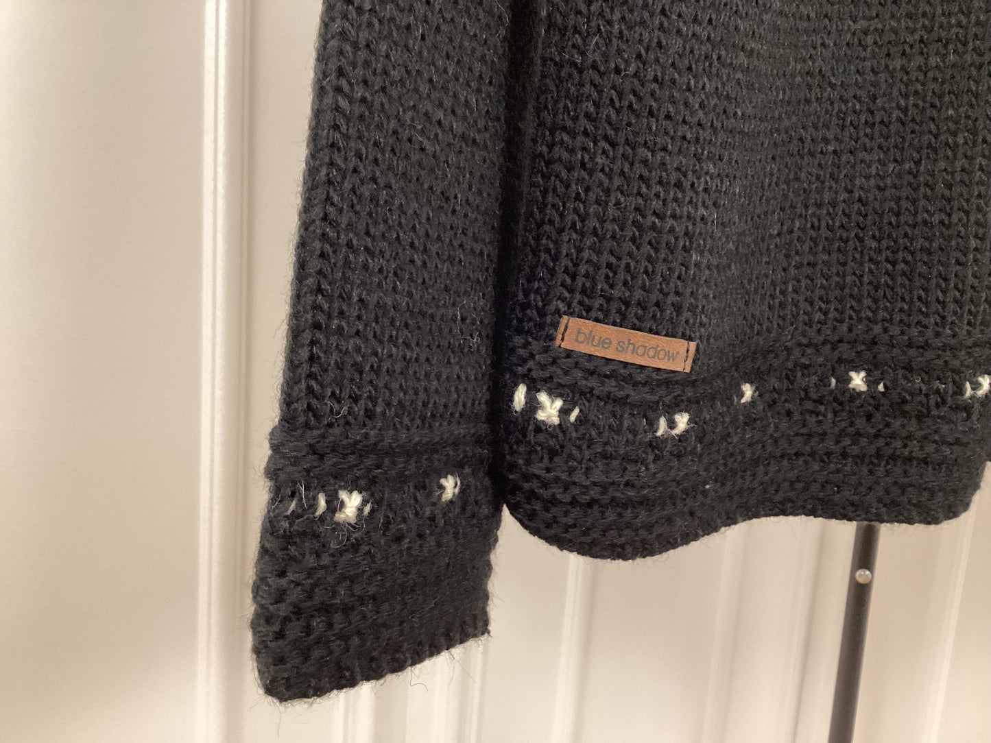 Damen Pullover Muster schwarz warm wunderschön Sale