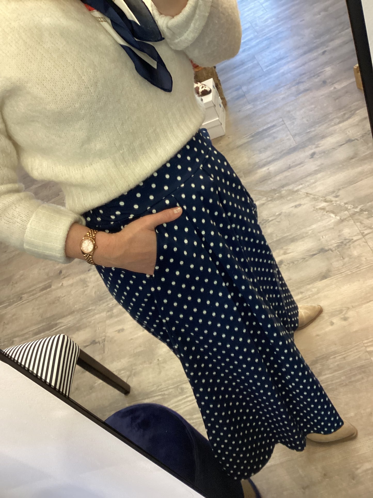 Wunderschöne gepunktete MIDI Maxi Rock ⚪️🔵mit Taschen