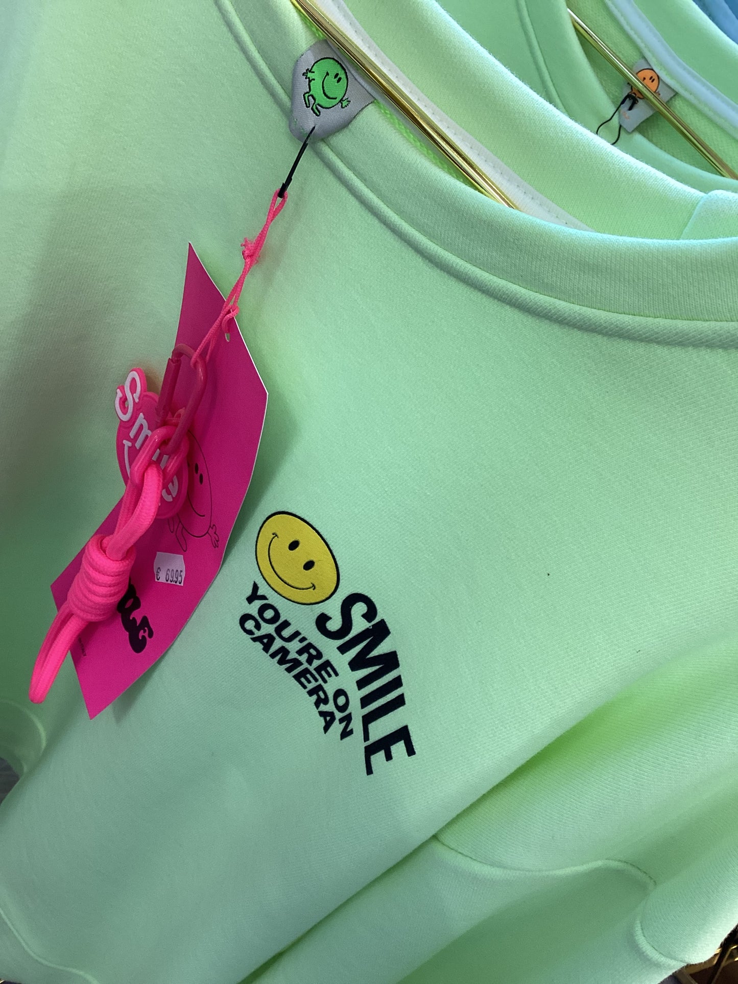 Coole Sweatshirt Smile 😀🍏 One Size mit Anhänger