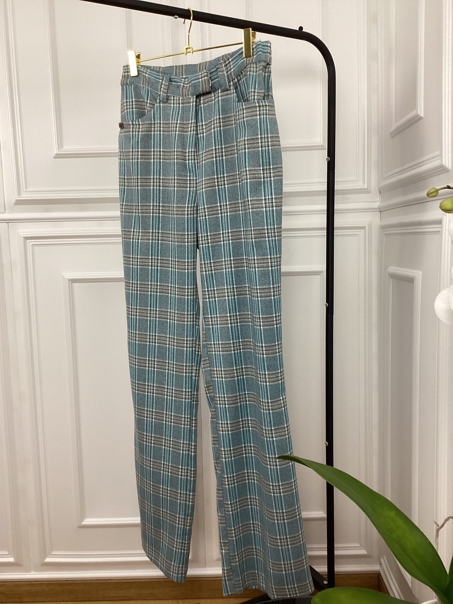 Tolle karierte Hose SkyBlue beige gerade geschnitten