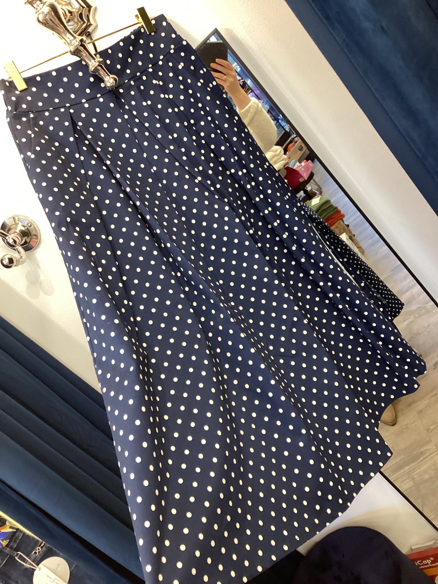 Wunderschöne gepunktete MIDI Maxi Rock ⚪️🔵mit Taschen