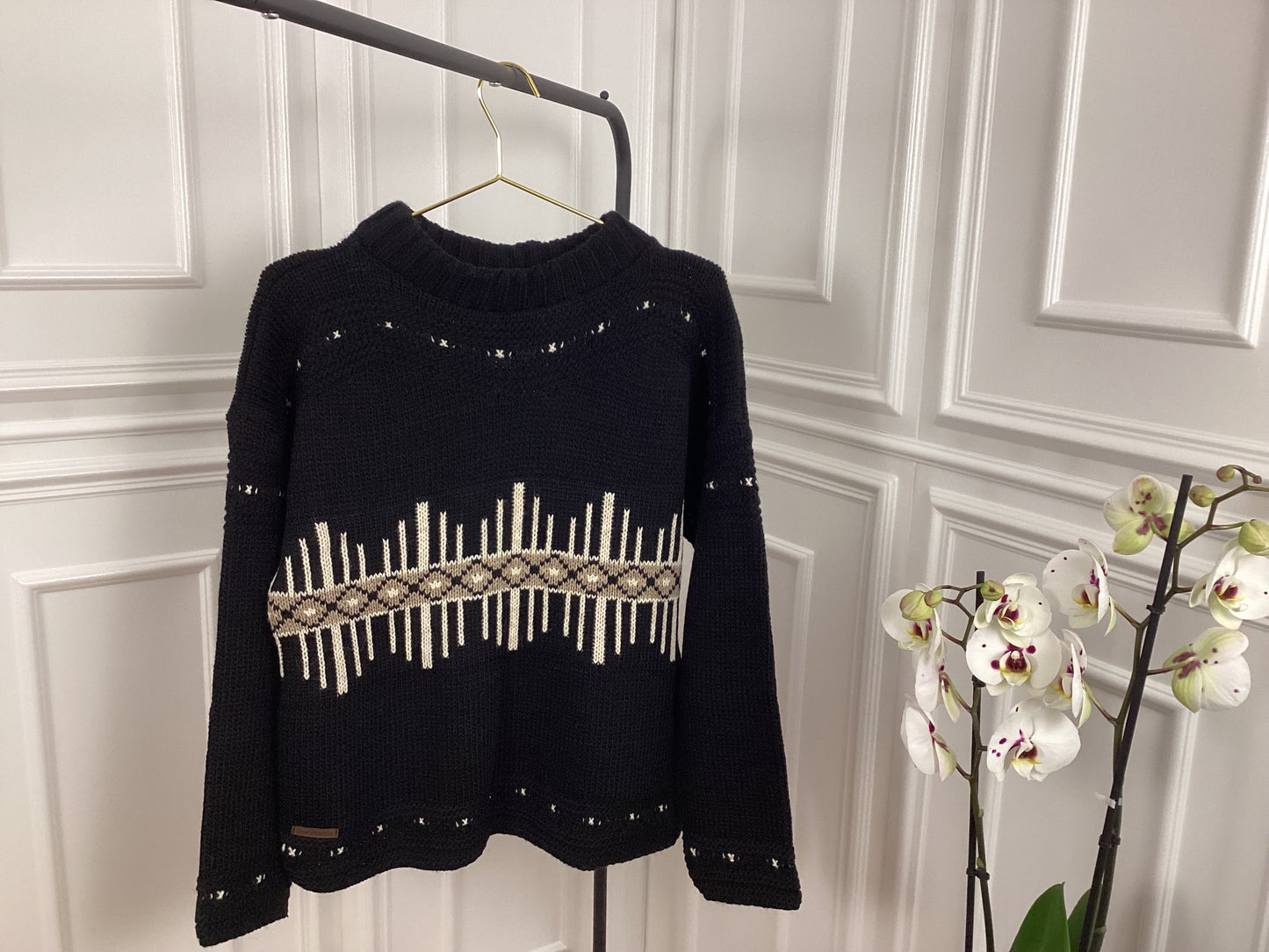 Damen Pullover Muster schwarz warm wunderschön Sale