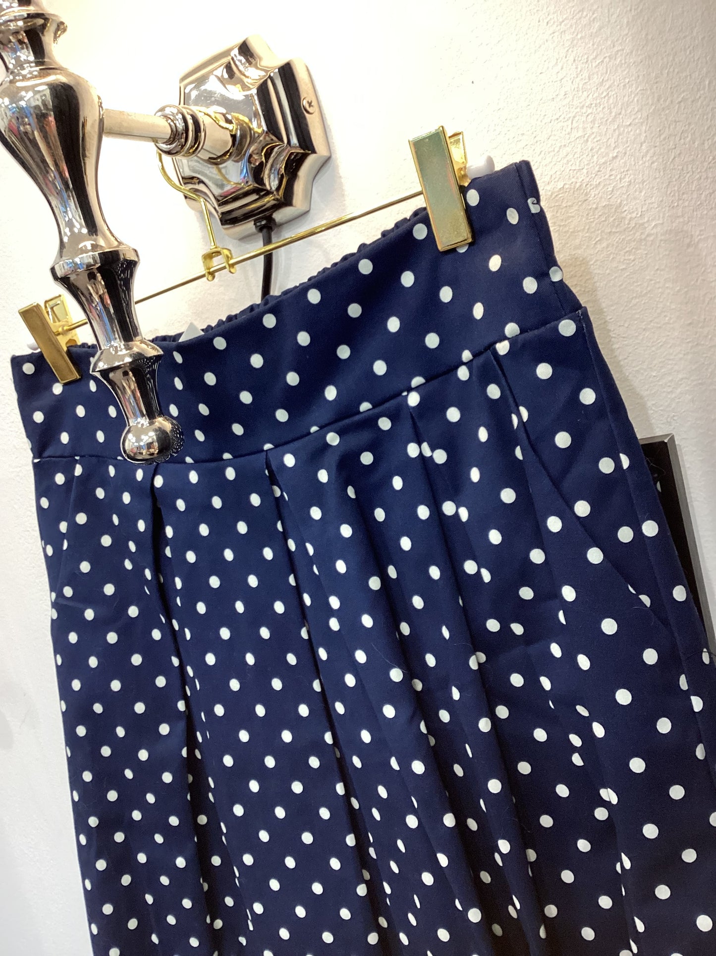 Wunderschöne gepunktete MIDI Maxi Rock ⚪️🔵mit Taschen